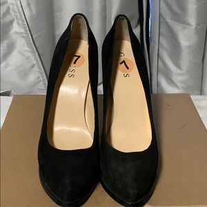 Guess  platform shoes size 7